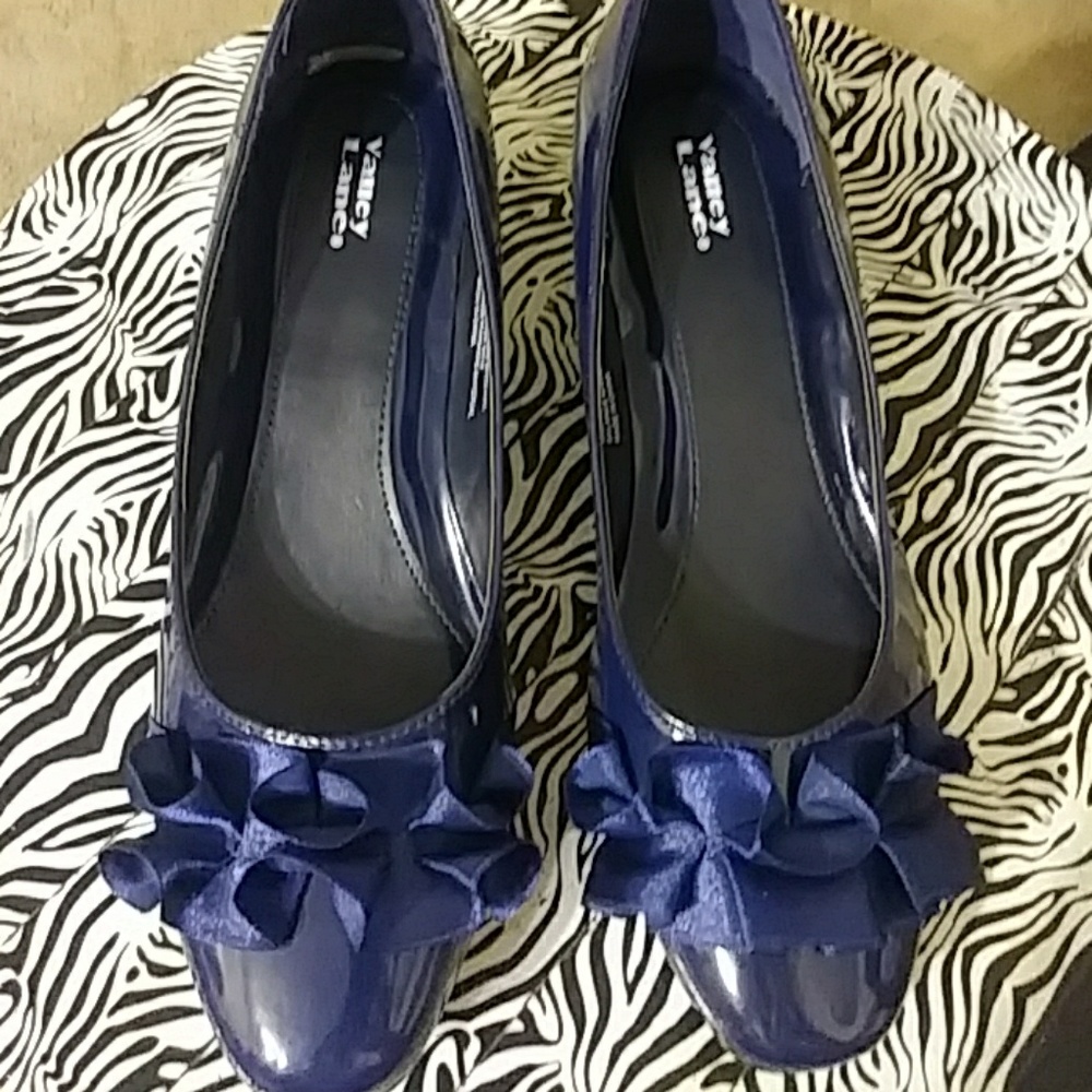 Navy Blue Pumps